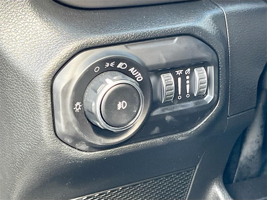 used 2021 Jeep Wrangler Unlimited car, priced at $26,993