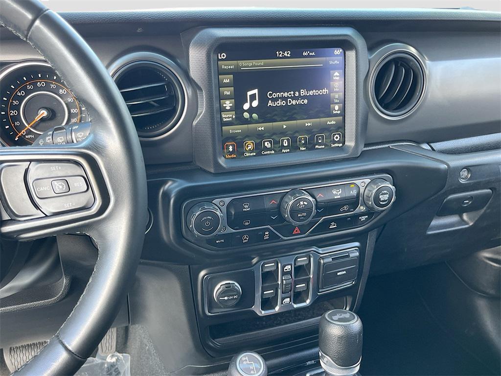 used 2021 Jeep Wrangler Unlimited car, priced at $26,993