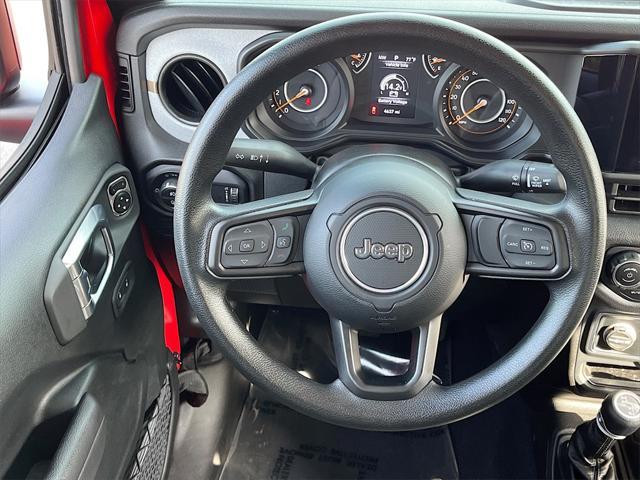 used 2025 Jeep Gladiator car, priced at $37,990
