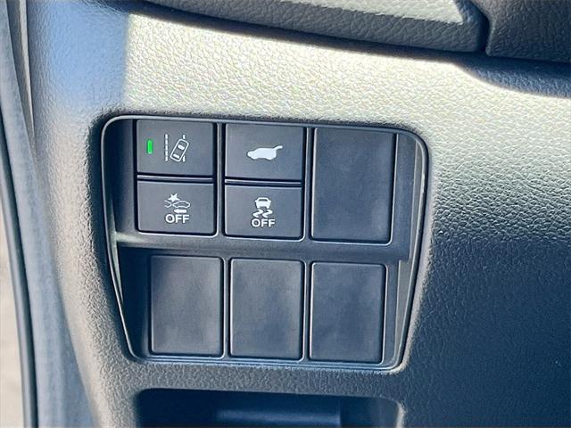 used 2021 Honda CR-V car, priced at $23,343
