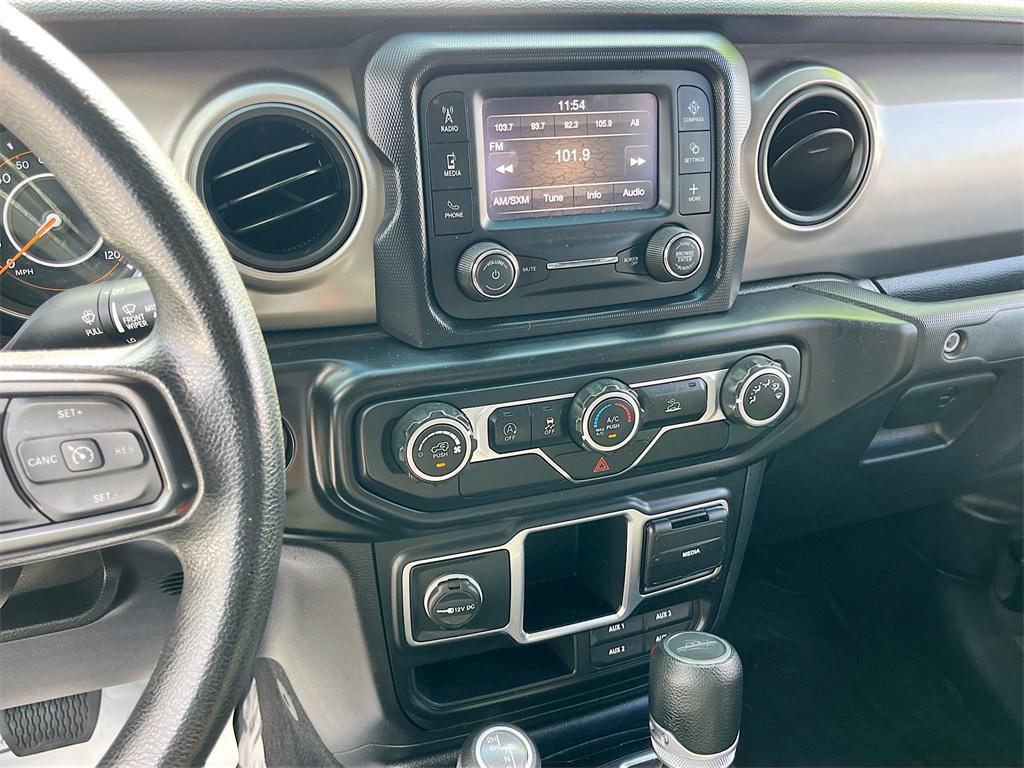 used 2021 Jeep Gladiator car, priced at $30,484