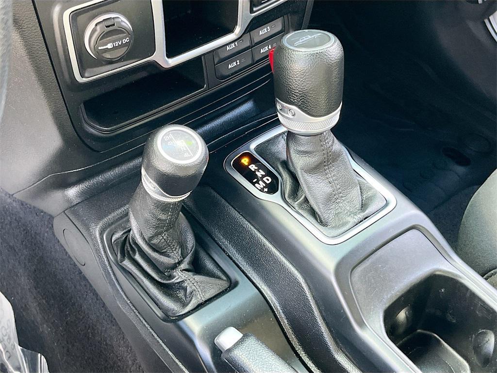 used 2021 Jeep Gladiator car, priced at $30,484