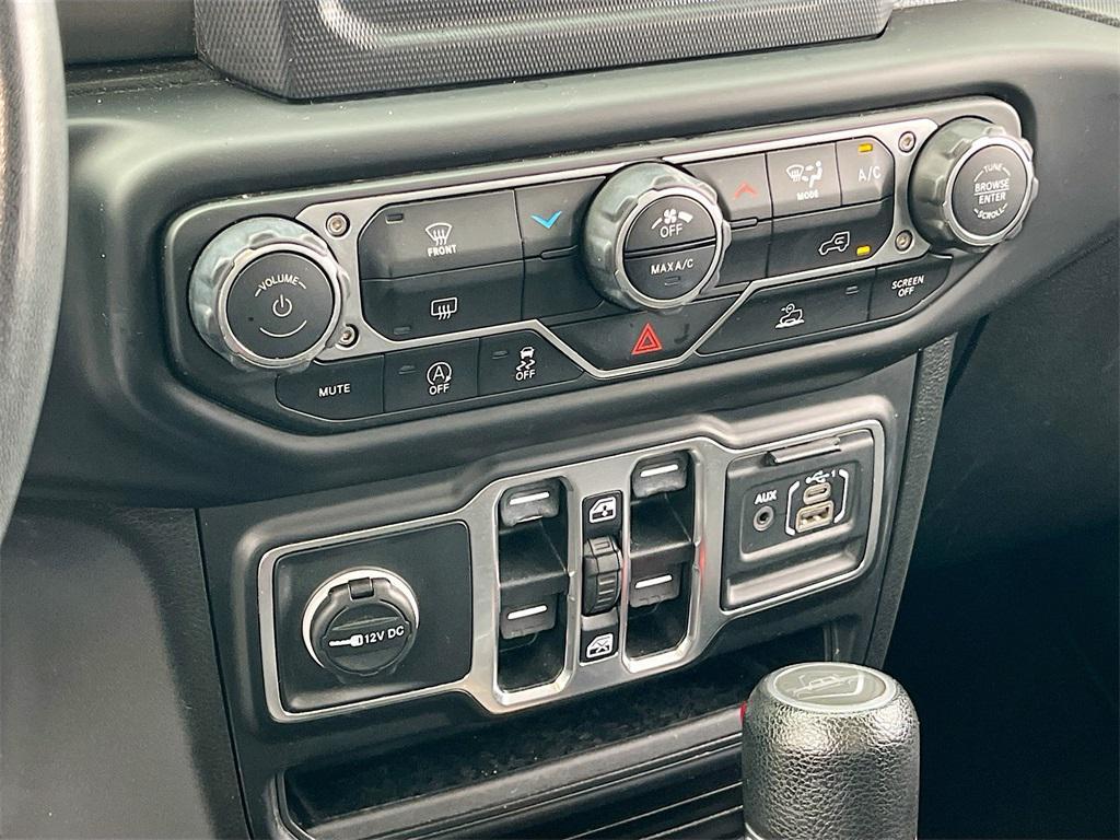 used 2023 Jeep Gladiator car, priced at $24,846