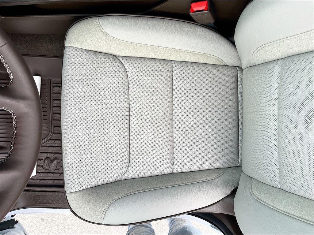 new 2025 Ram 1500 car, priced at $51,507