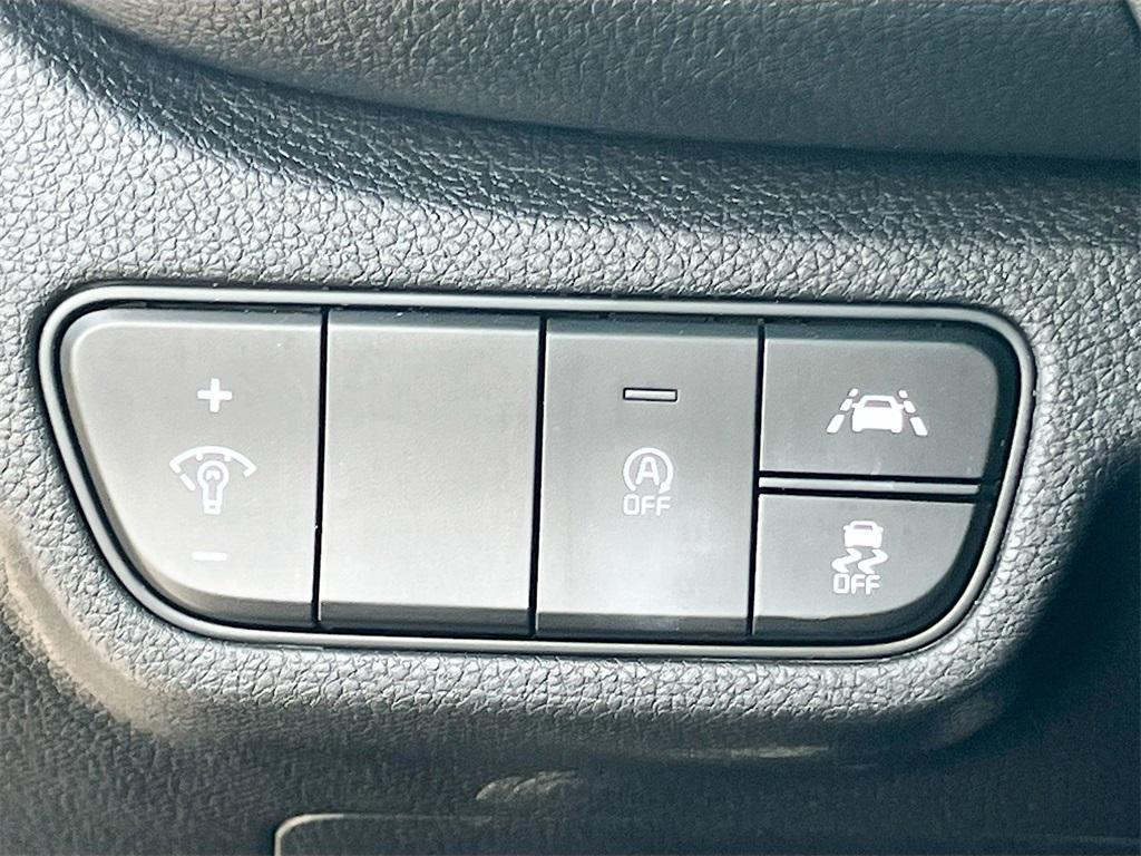 used 2023 Kia Seltos car, priced at $18,995