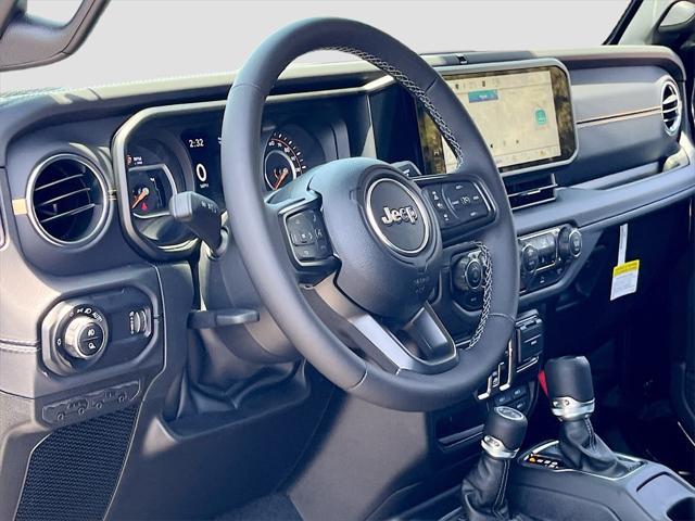 new 2025 Jeep Gladiator car, priced at $46,122