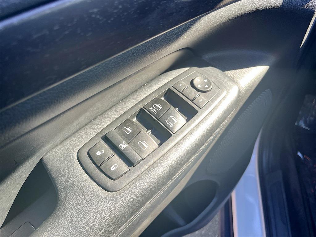 used 2017 Jeep Grand Cherokee car, priced at $12,273