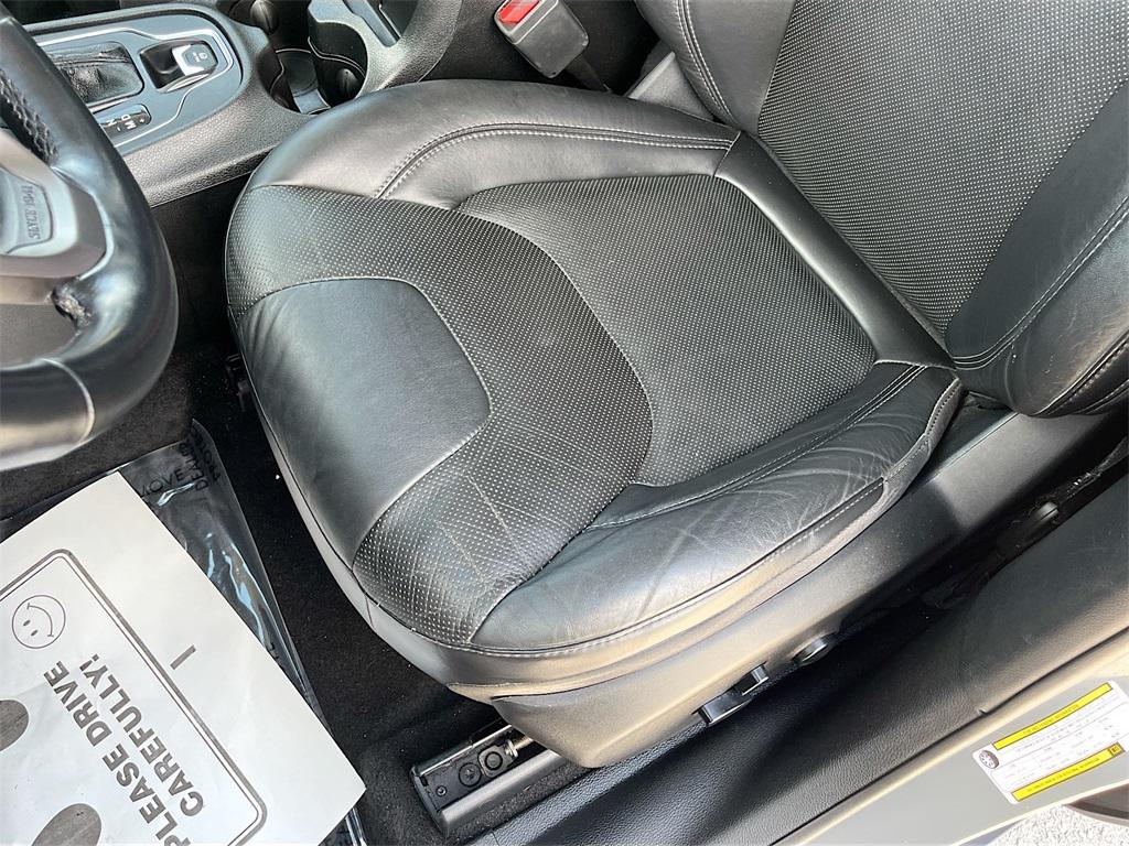 used 2021 Jeep Cherokee car, priced at $18,833