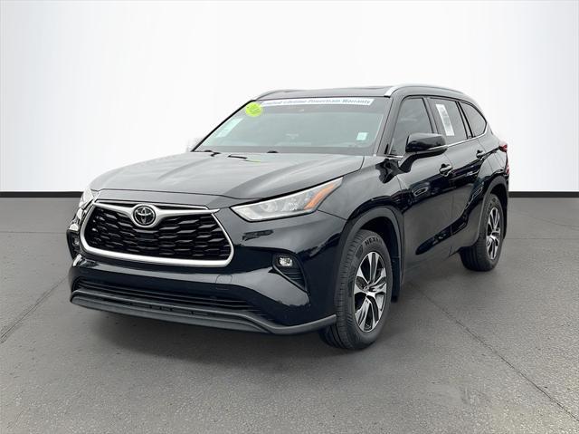 used 2020 Toyota Highlander car, priced at $26,691