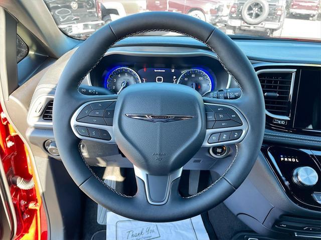 new 2025 Chrysler Pacifica car, priced at $46,710