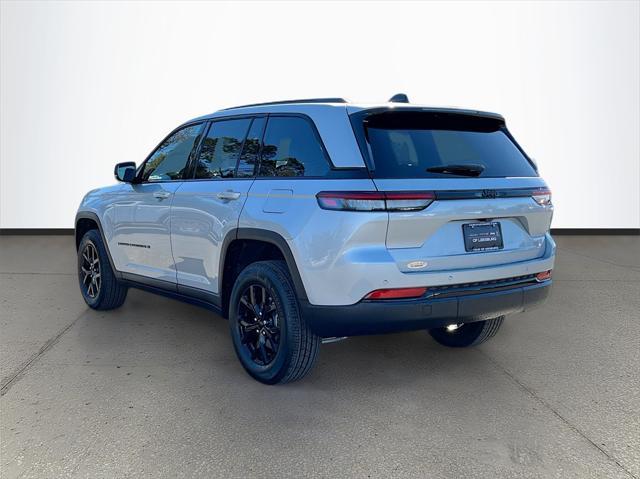 new 2025 Jeep Grand Cherokee car, priced at $33,306