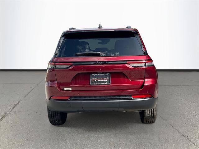 new 2025 Jeep Grand Cherokee car, priced at $35,199