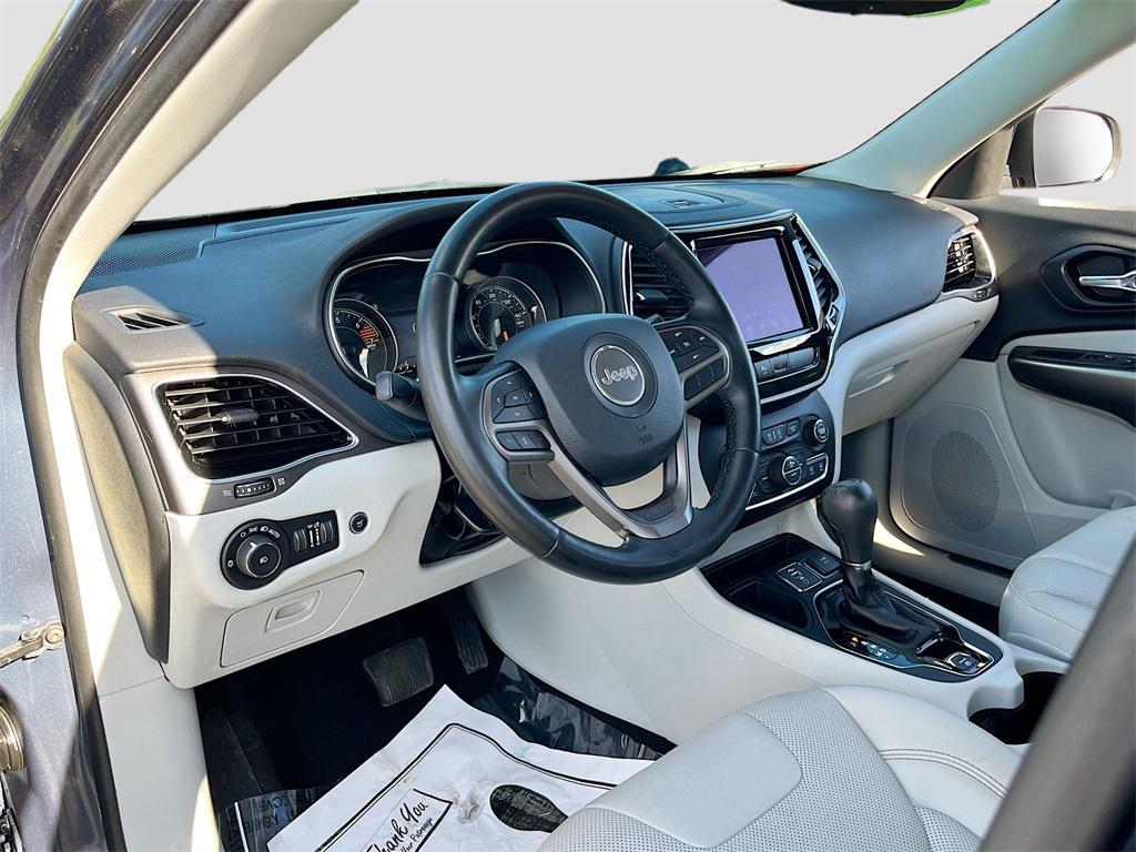 used 2020 Jeep Cherokee car, priced at $13,533