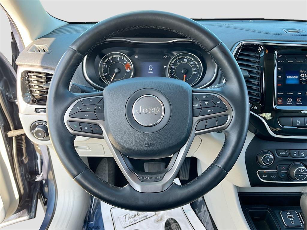 used 2020 Jeep Cherokee car, priced at $13,533