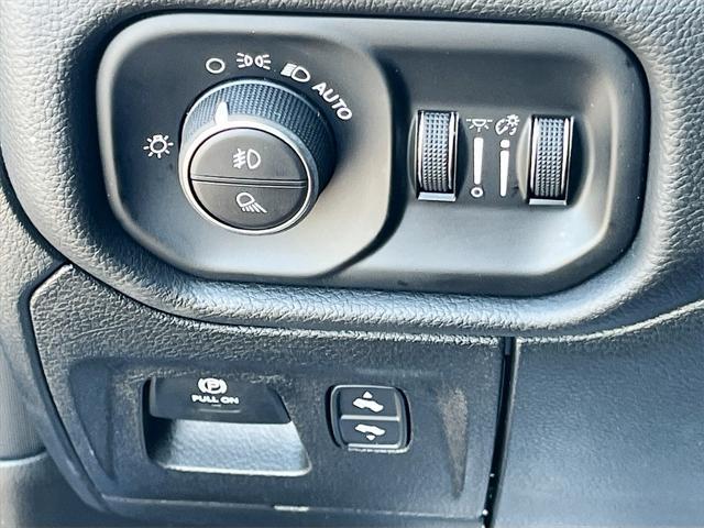 new 2025 Ram 1500 car, priced at $60,412