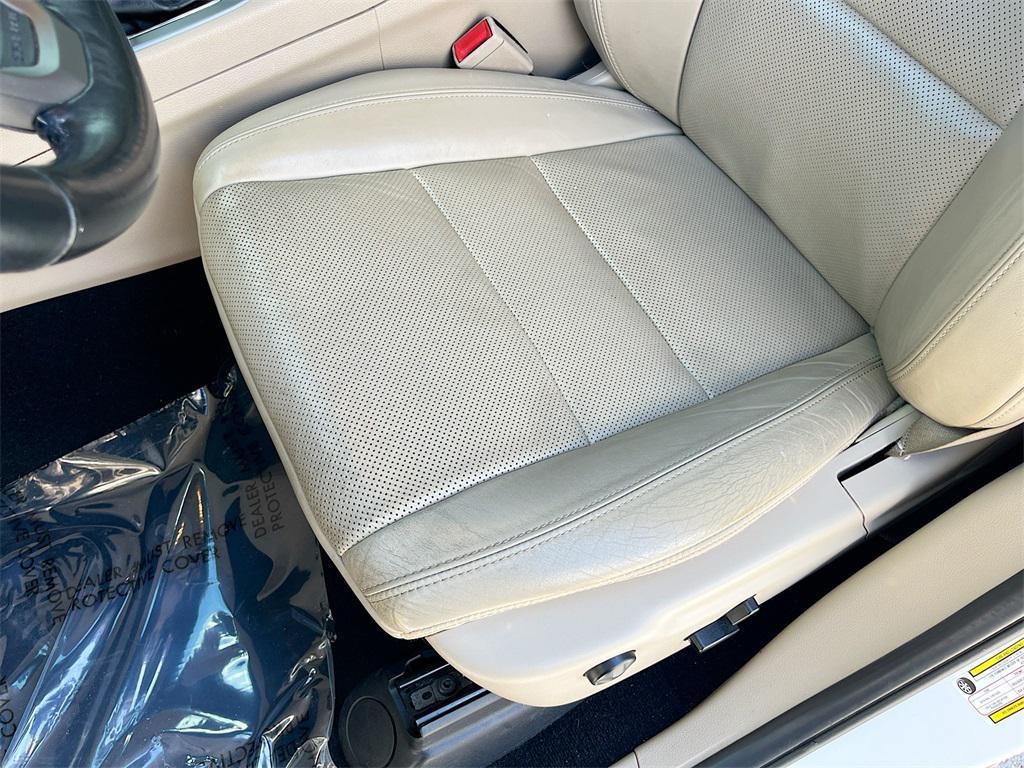 used 2020 Jeep Grand Cherokee car, priced at $20,195