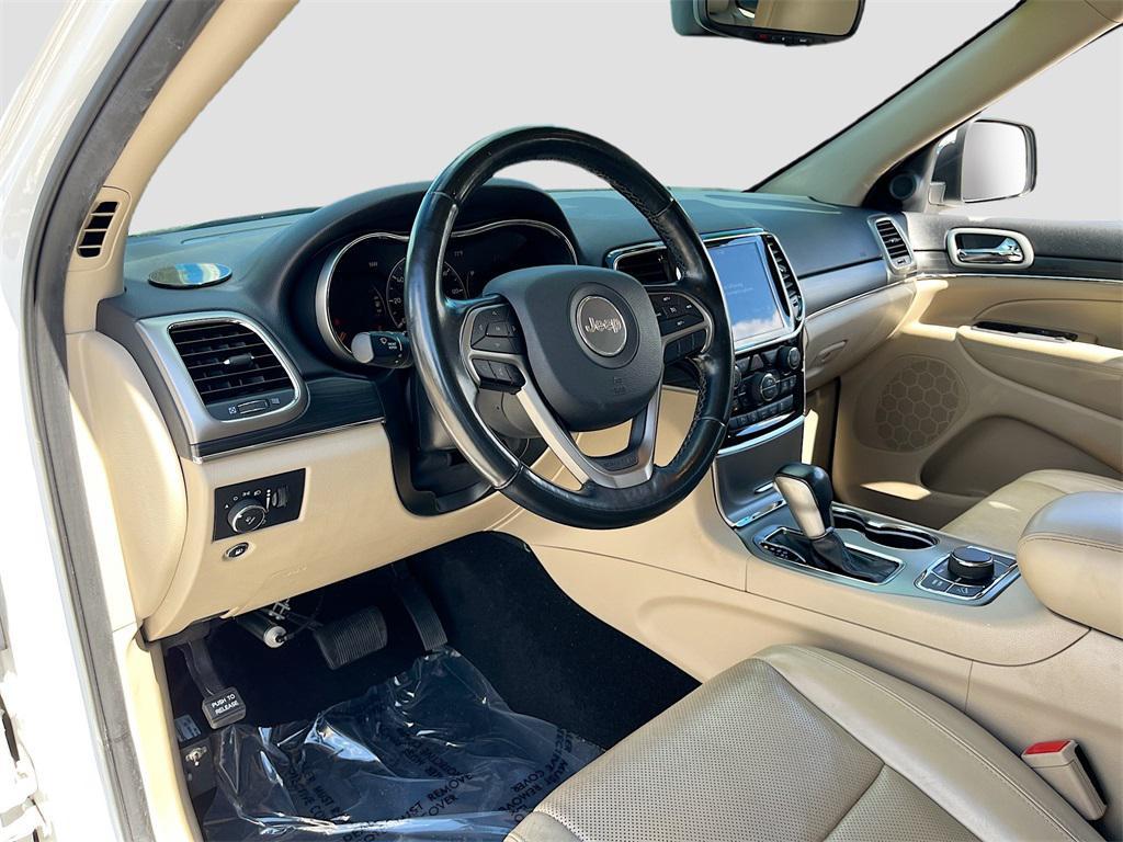 used 2020 Jeep Grand Cherokee car, priced at $20,195