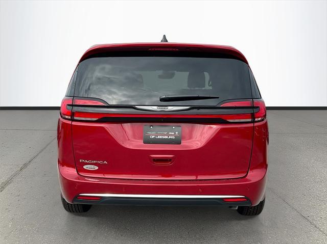 new 2025 Chrysler Pacifica car, priced at $43,920