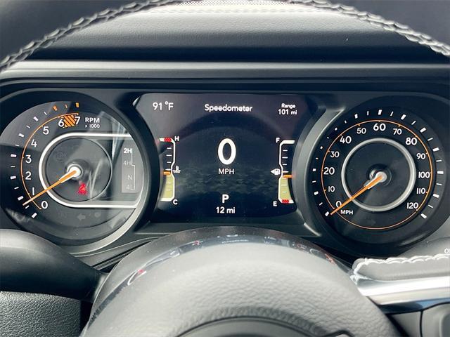 new 2025 Jeep Wrangler car, priced at $48,588