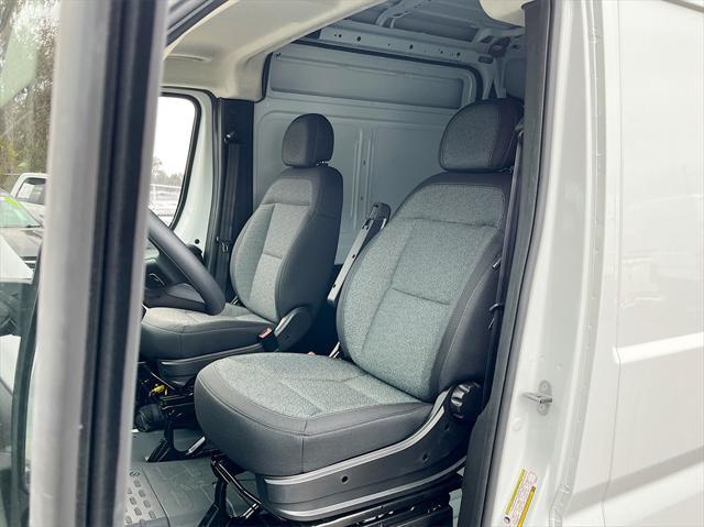 new 2025 Ram ProMaster 2500 car, priced at $43,896