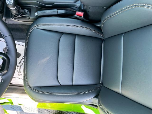 new 2025 Jeep Gladiator car, priced at $45,382