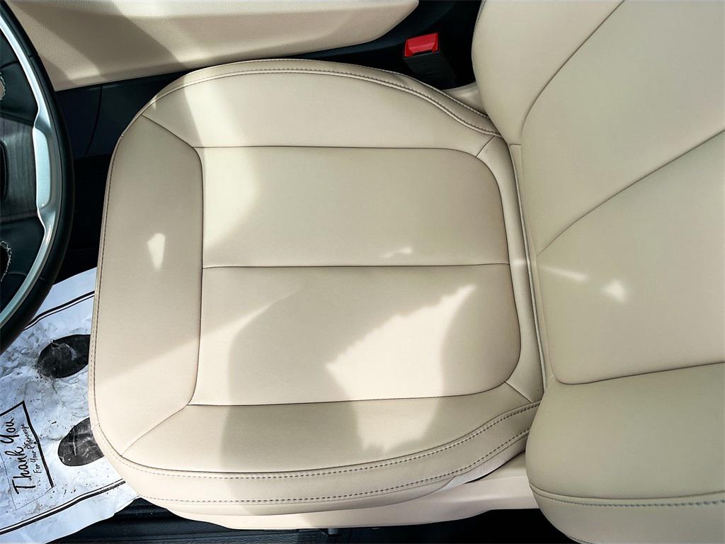 new 2025 Jeep Grand Cherokee car, priced at $35,020