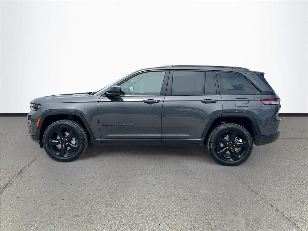 new 2025 Jeep Grand Cherokee car, priced at $35,020