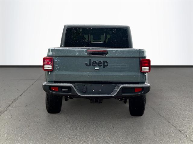 new 2025 Jeep Gladiator car, priced at $42,312
