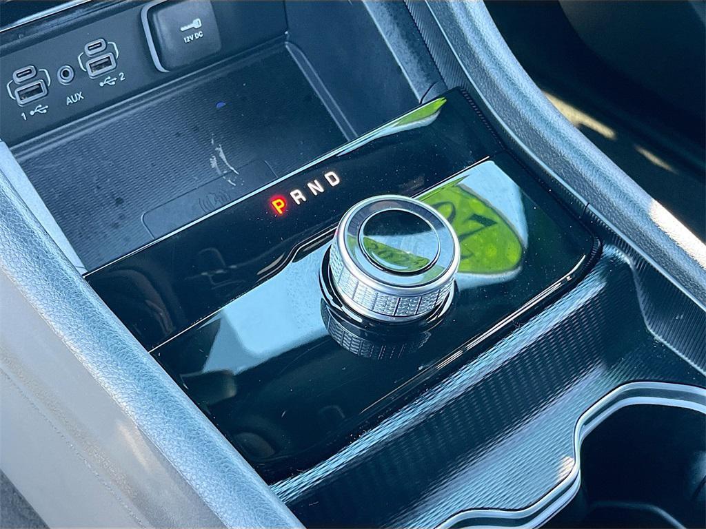 used 2025 Jeep Grand Cherokee car, priced at $35,991