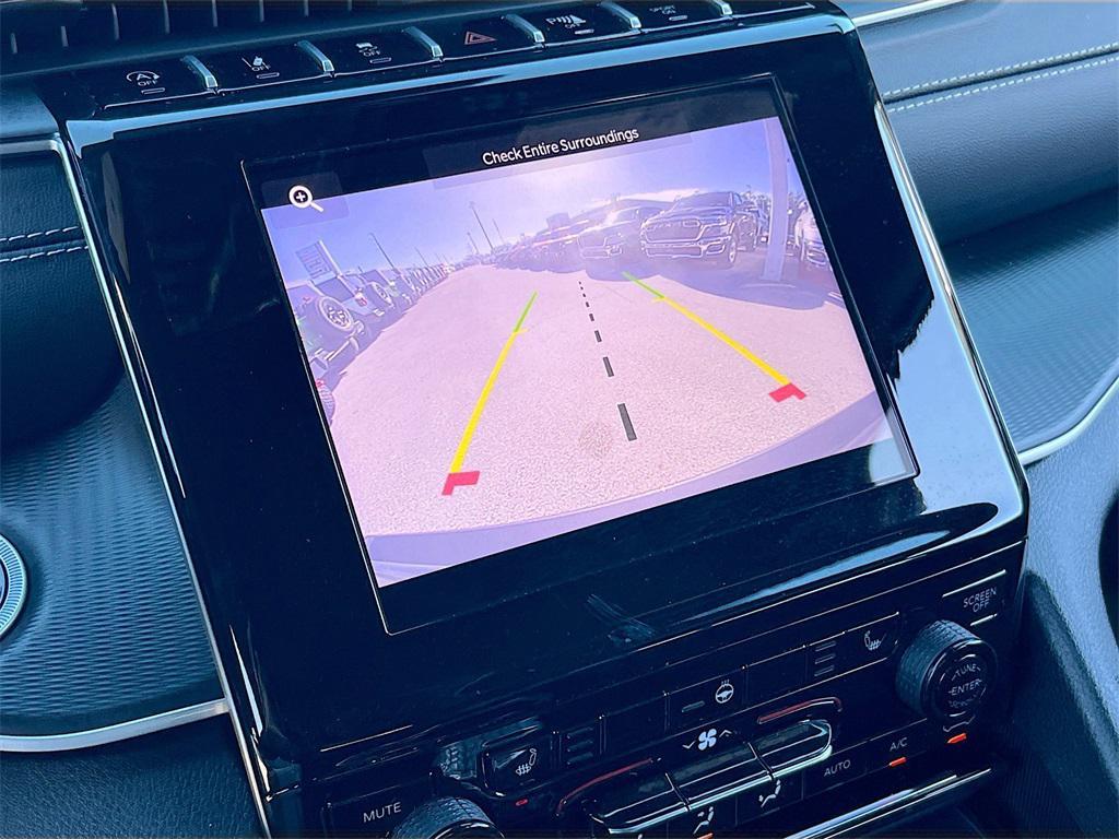 used 2025 Jeep Grand Cherokee car, priced at $35,991