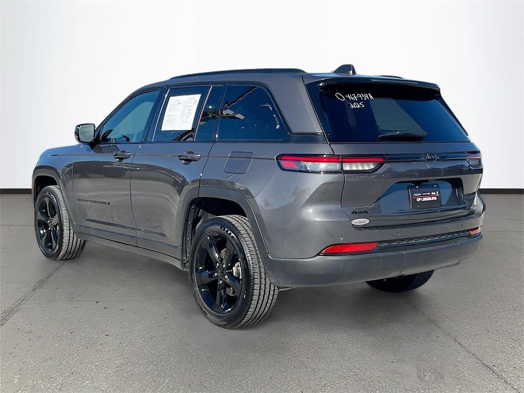 used 2025 Jeep Grand Cherokee car, priced at $35,991