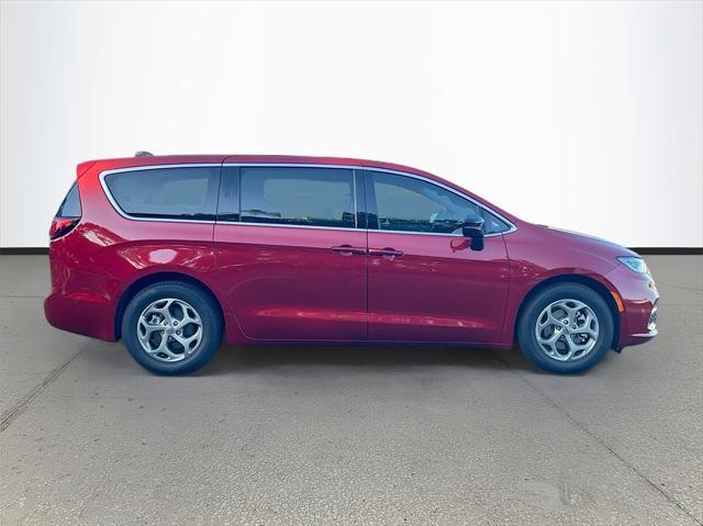 new 2024 Chrysler Pacifica car, priced at $41,172