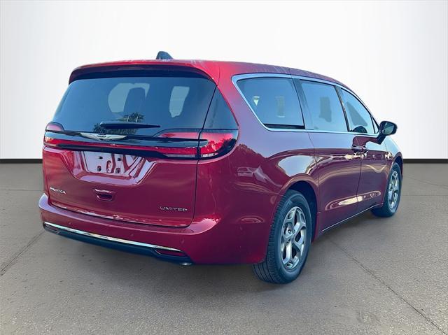 new 2024 Chrysler Pacifica car, priced at $41,172