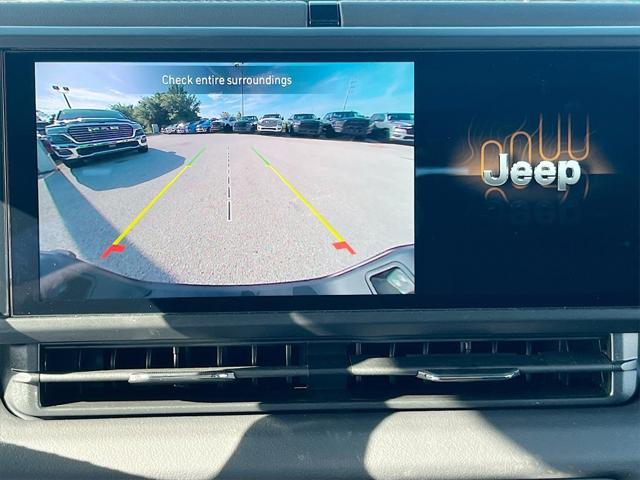 new 2025 Jeep Gladiator car, priced at $45,382