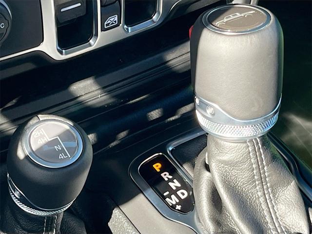 new 2025 Jeep Gladiator car, priced at $45,382
