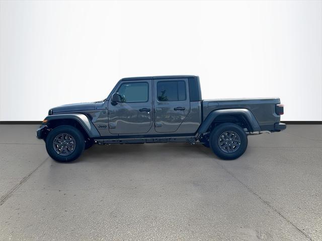 new 2025 Jeep Gladiator car, priced at $41,936