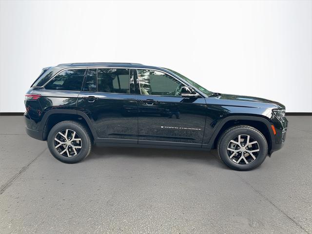 new 2025 Jeep Grand Cherokee car, priced at $43,159