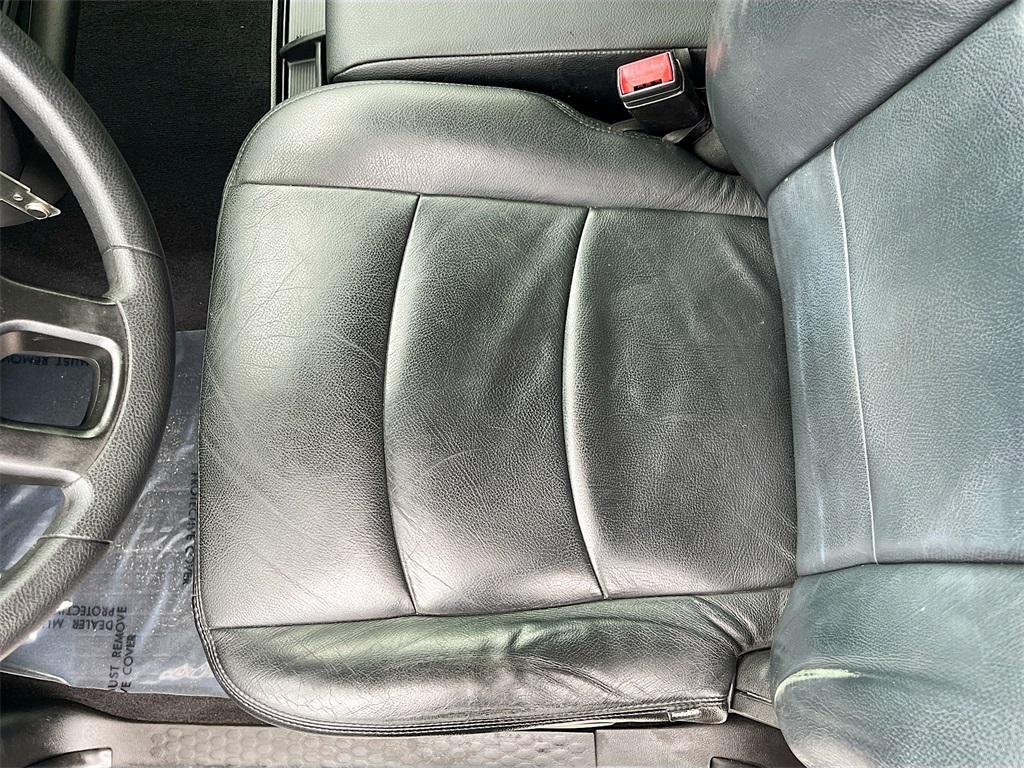 used 2021 Ram 1500 car, priced at $20,581