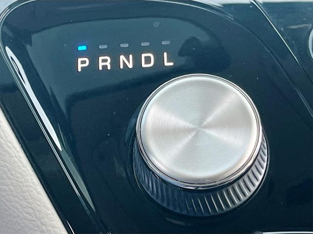 used 2021 Chrysler Pacifica car, priced at $26,995