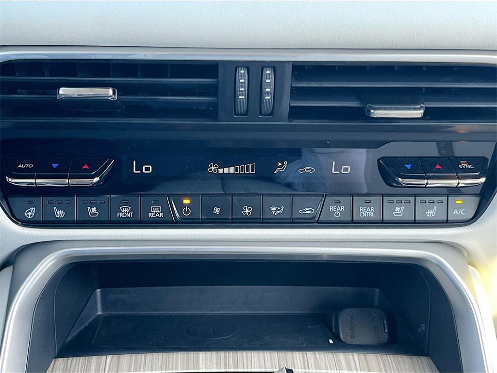 used 2024 Mazda CX-90 PHEV car, priced at $37,127