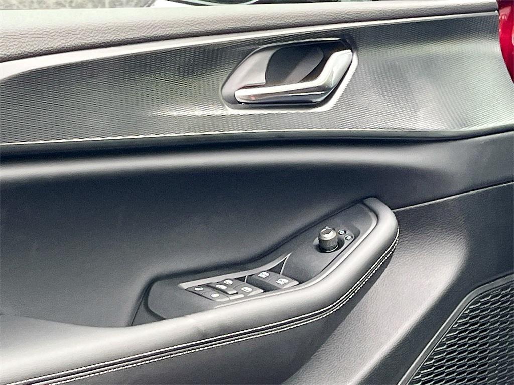 new 2025 Jeep Grand Cherokee L car, priced at $40,236