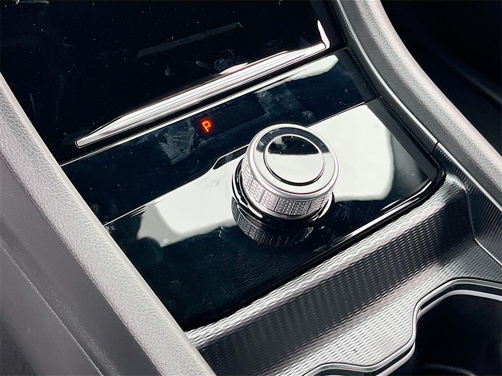 new 2025 Jeep Grand Cherokee L car, priced at $40,236