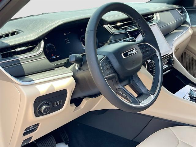 used 2025 Jeep Grand Cherokee L car, priced at $43,594