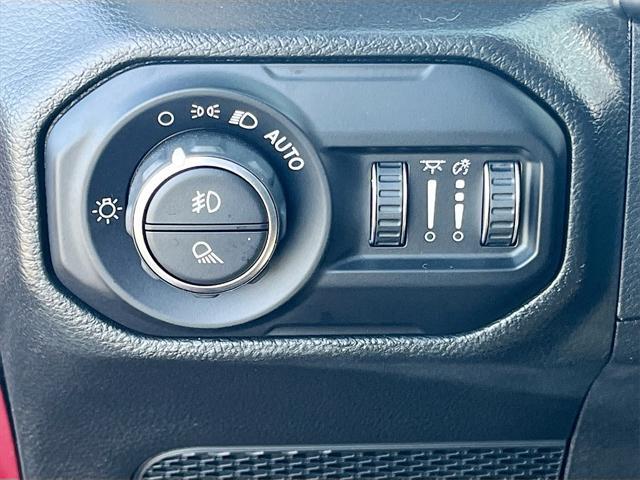 used 2022 Jeep Gladiator car, priced at $34,221