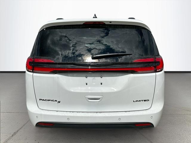 new 2024 Chrysler Pacifica car, priced at $52,887