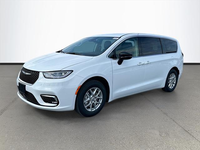 new 2024 Chrysler Pacifica car, priced at $38,588