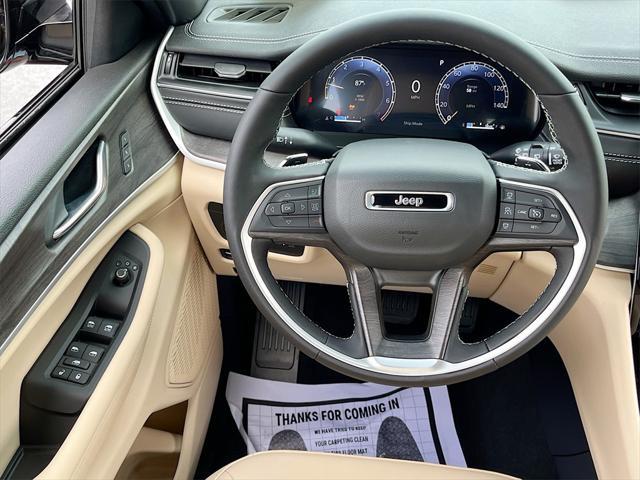 new 2025 Jeep Grand Cherokee car, priced at $37,936