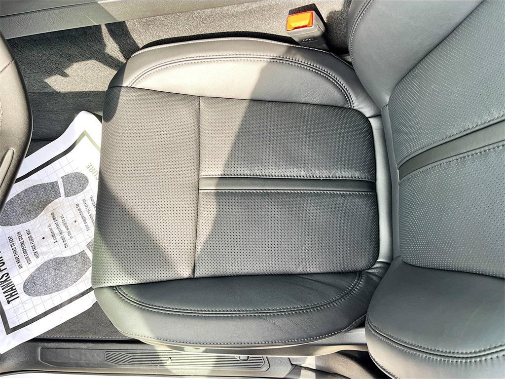 new 2025 Jeep Wagoneer L car, priced at $77,230