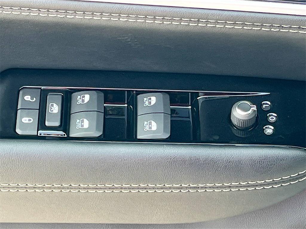 new 2025 Jeep Wagoneer L car, priced at $77,230