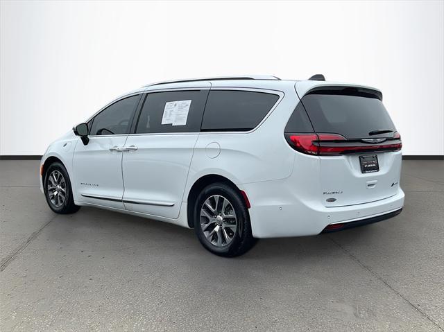 used 2023 Chrysler Pacifica car, priced at $38,592